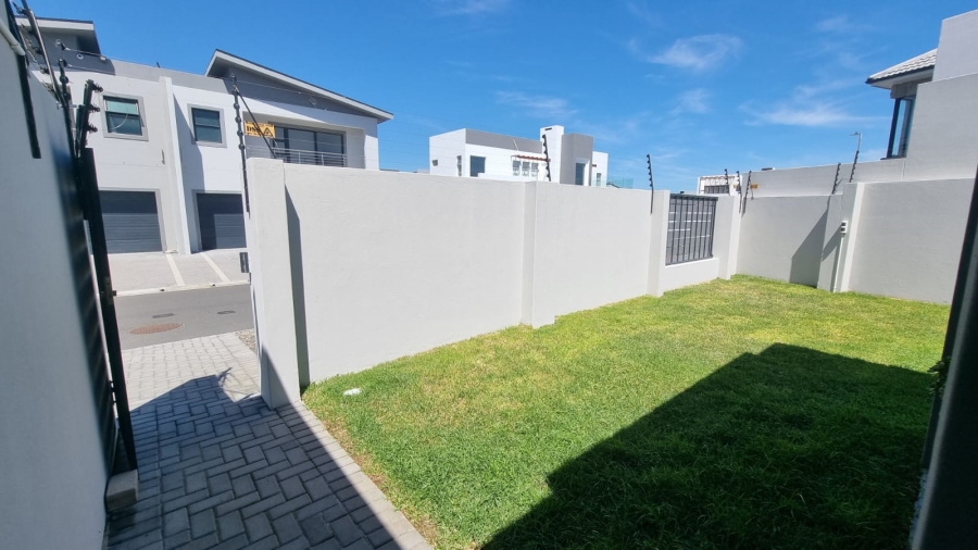 3 Bedroom Property for Sale in Sandown Western Cape